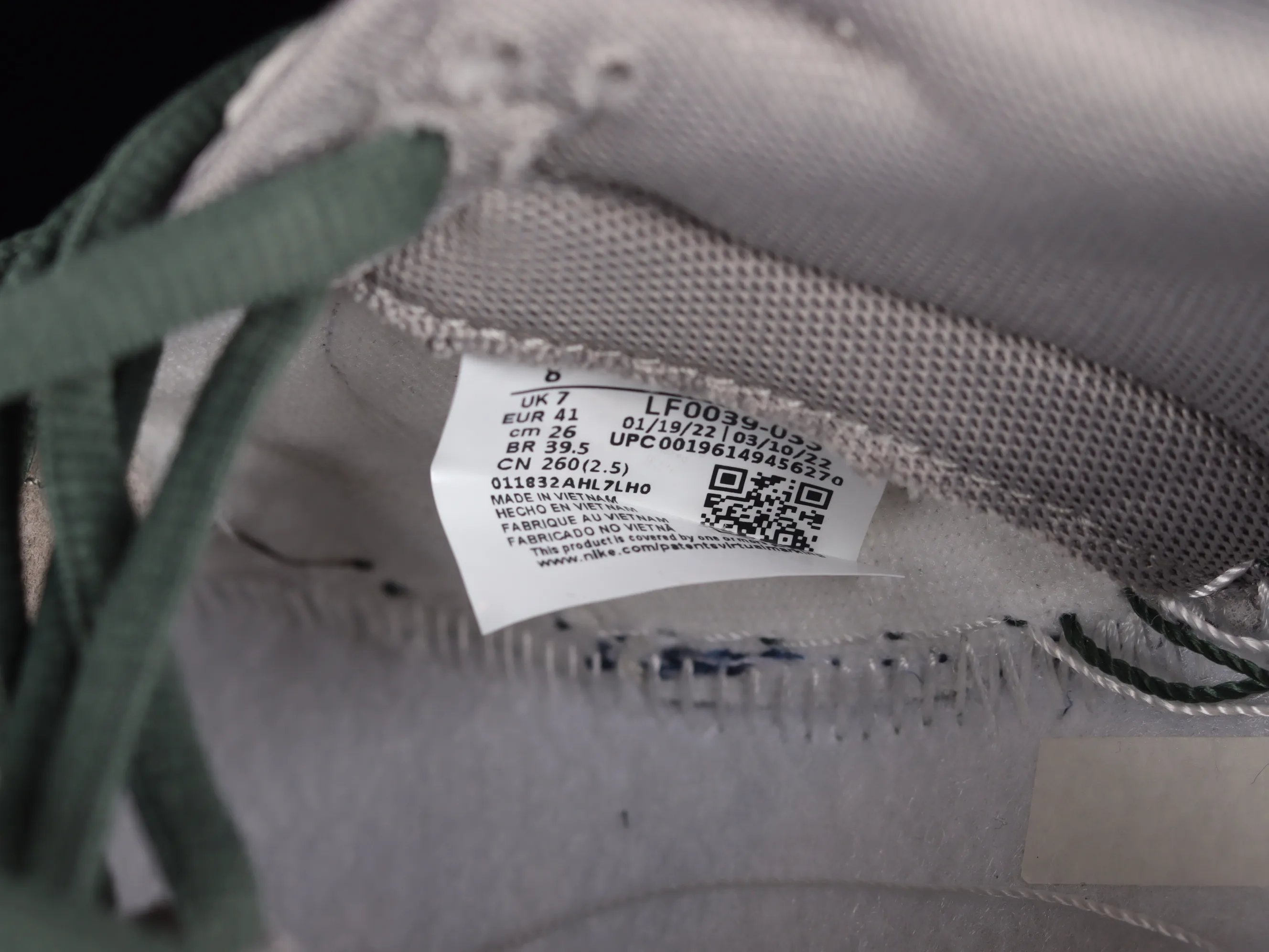 All Categories Nk SB Dunk Series Nk SB Dunk Low Low-top sneakers Otomo Katsuhiro x Nk SB Dunk Low "Steamboy OST" Otomo Katsuhiro co-branded SB low-top sports and leisure sneakers LF0039-035